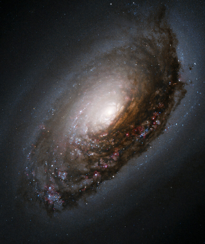 Galaxie spirale de l'Oeil Noir ©NASA / HUBBLE